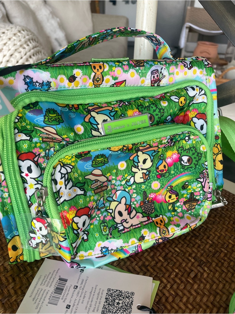 Ju-Ju-Be Meadow Blooms Green Kids Crossbody Bag with Coin Pouch - Picture 2 of 12
